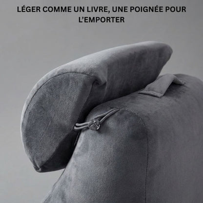 Coussin de lecture ergonomique à mémoire de forme léger et facile à déplacer — confort optimal au lit ou sur le canapé sans encombrement.